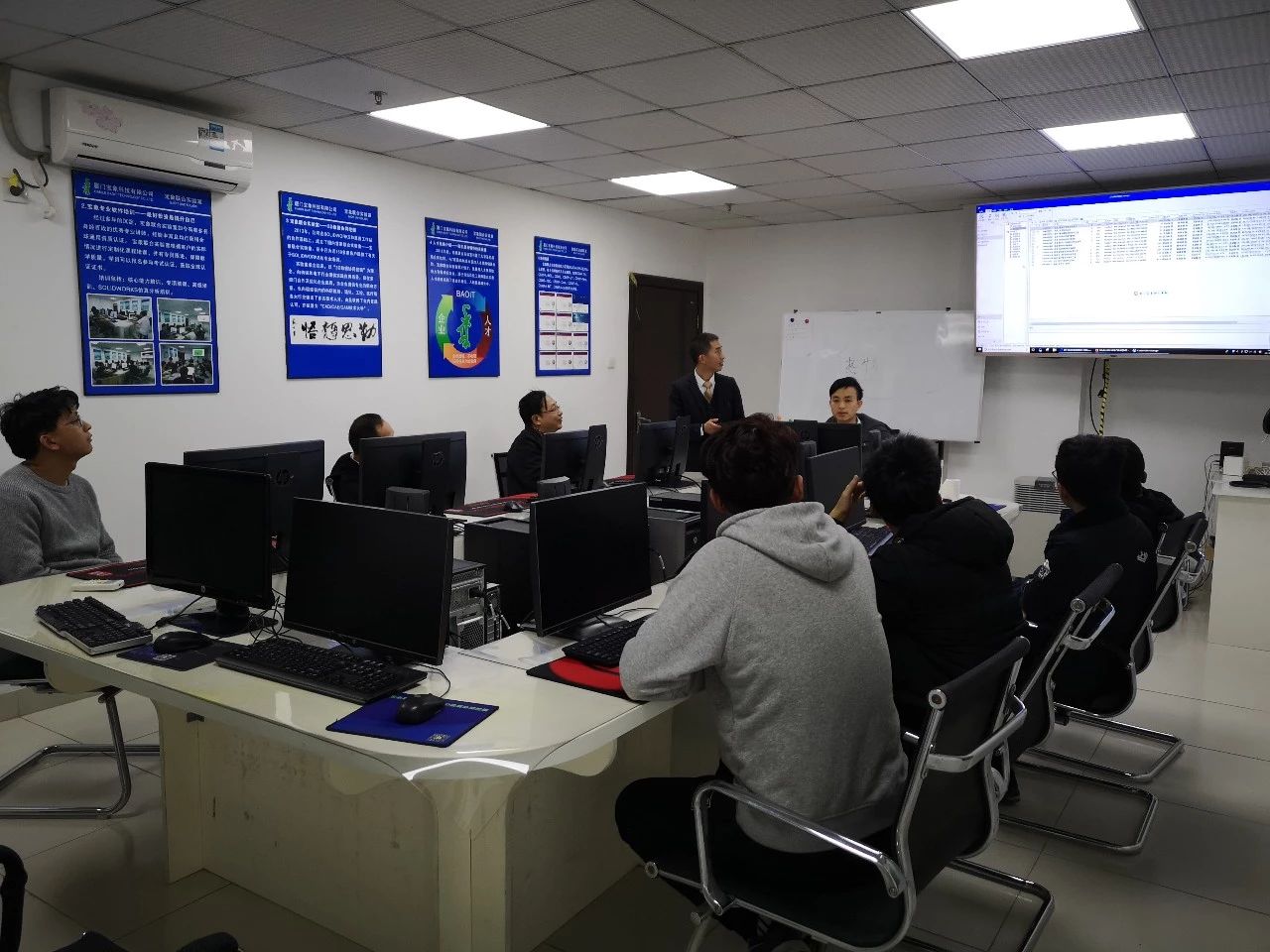 С������˽�Manage��~